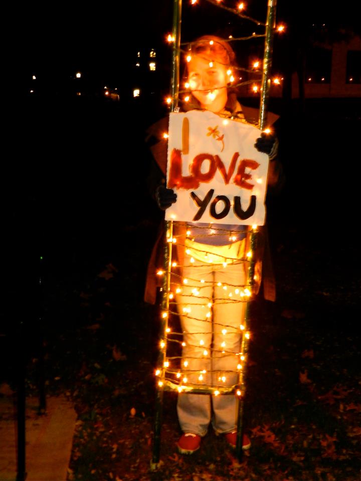 386308_2458503431853_283416624_n